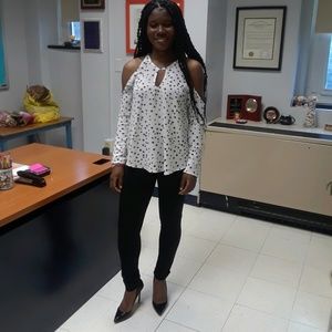 Meet your Posher, Cadette